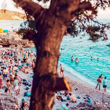 Queen Vasilika Hotel Dhermi Bagian luar foto