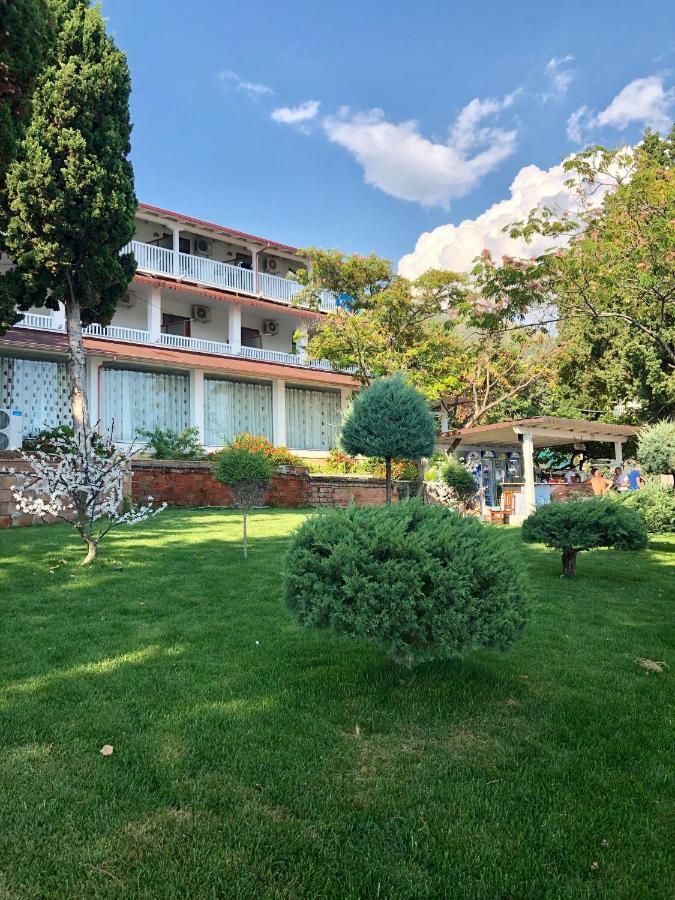 Queen Vasilika Hotel Dhermi Bagian luar foto